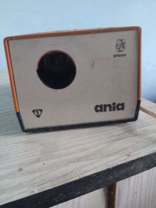 Sprzedam projektor Ania z PRL