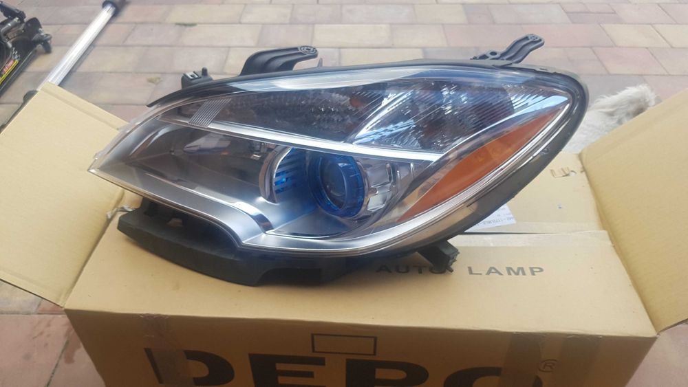 Sprzedam lampę przednią lewą do buick encore