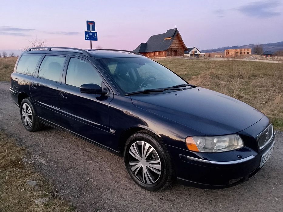 Volvo V70 II 2.4 D5 163KM DIESEL 4x4 Kombi Manual Xenony LIFT 2005r