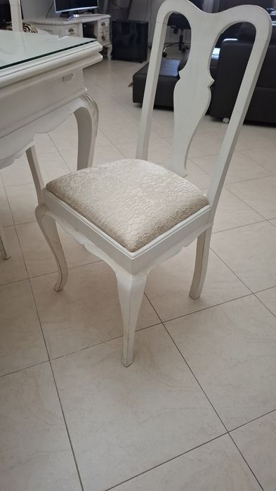 Mesa de jantar extensível e 4 cadeiras Madeira Maciça Queen Anne