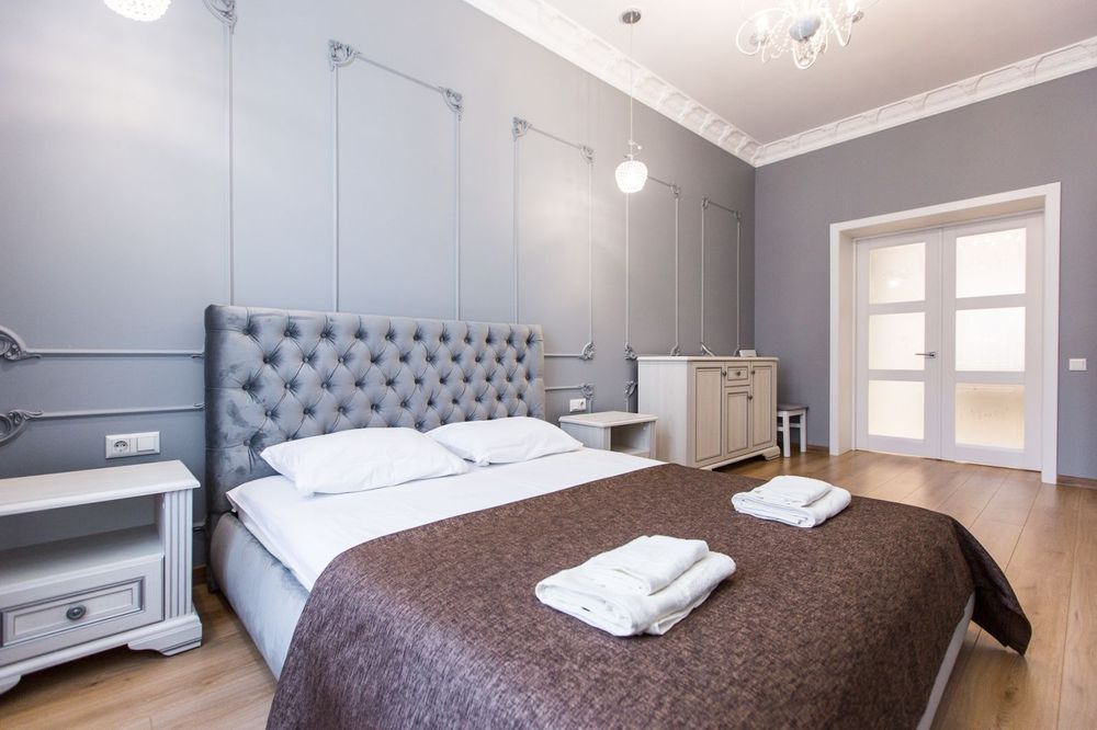 Вільно сьогодні, апартаменти від власника, подобово з новим ремонтом.