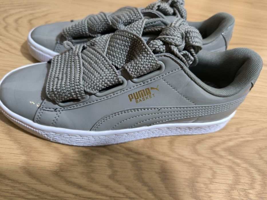 Кеди фірми Puma brands.