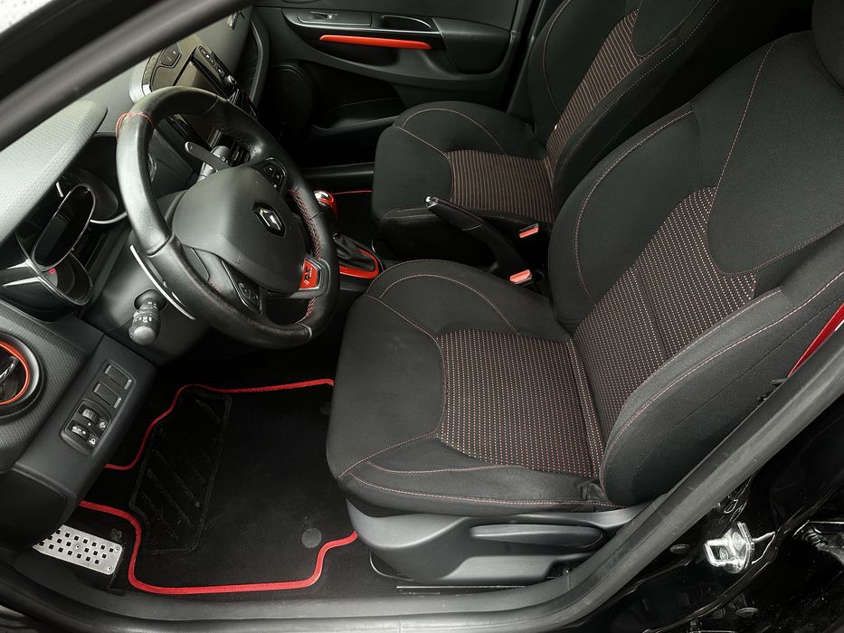 Renault Clio IV RS 200 KM