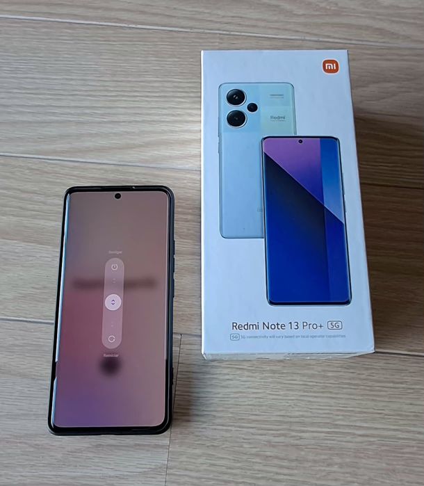 Smartphone XIAOMI Redmi Note 13 PRO+ 5G (6.6'' - 8 GB - 256 GB - Preto