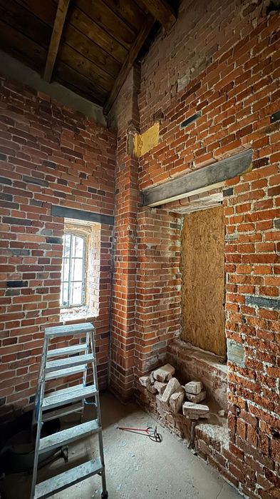 Piaskowanie, sodowanie, pudrowanie cegieł i drewna