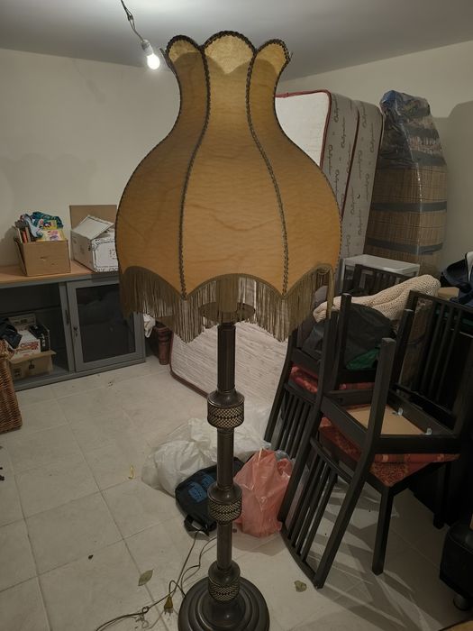 Candeeiro de pé sala