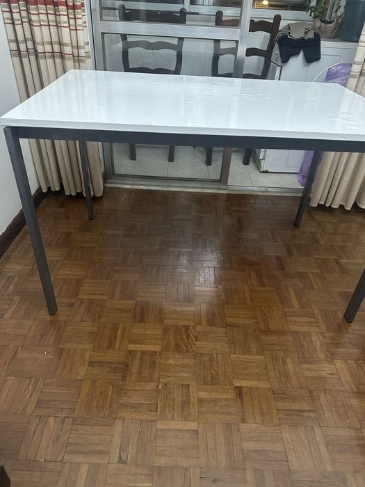 Mesa de refeicoes IKEA