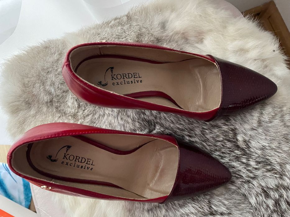 Buty szpilki 36 skóra czerwone Kordel verdi