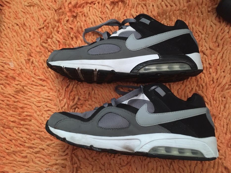 Nike Airmax cinzentas e pretas!