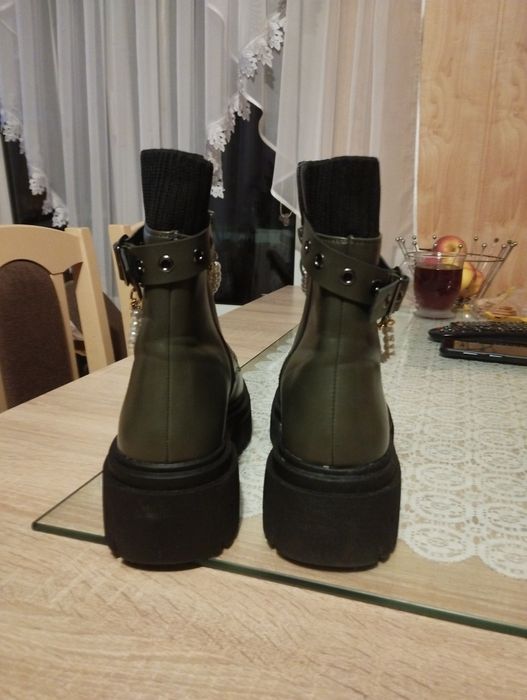 Sprzedam buty nowe