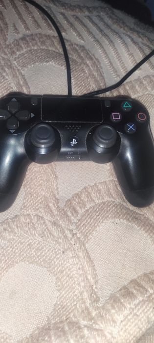 PlayStation 4 Slim 1tb