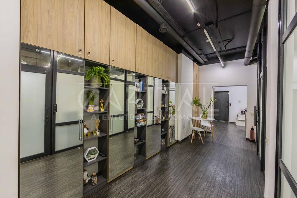 Продаж Офіс Ексклюзив ЖК Покровський Посад З ремонтом 1 872 $ за м² вул. Глибочицька