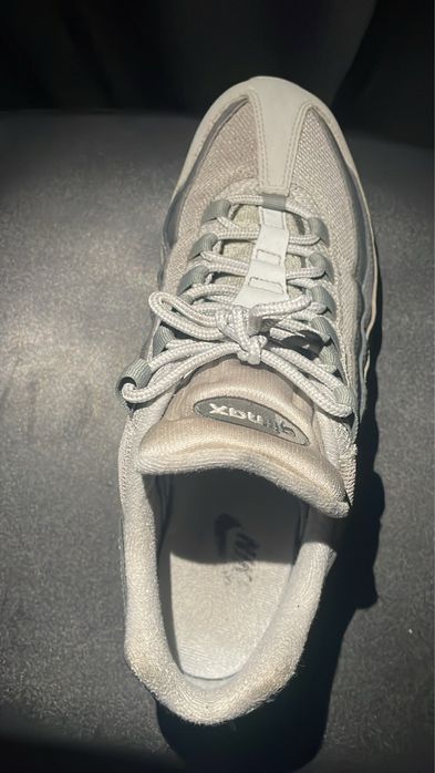 Air max 95 em bom estado