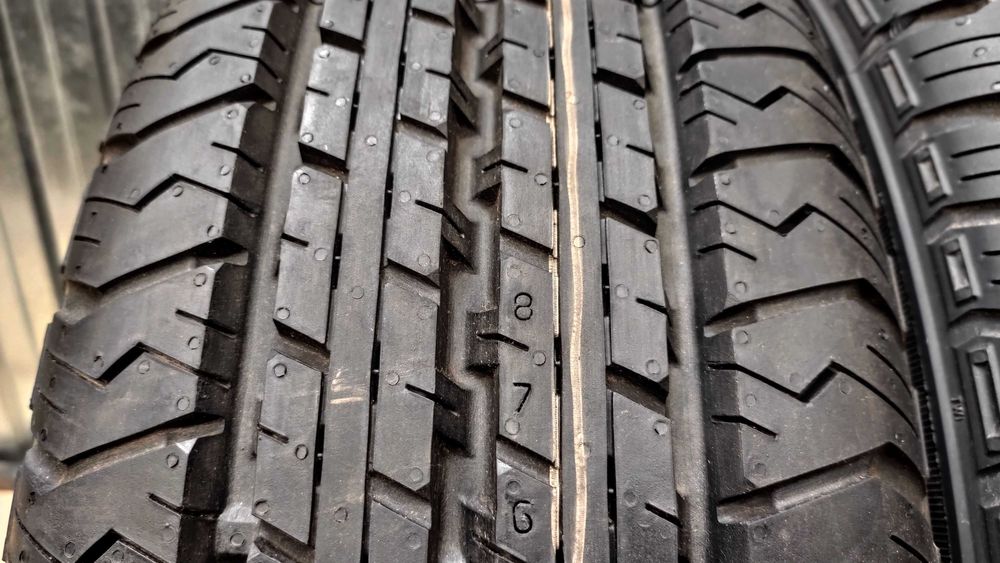 шини 215/75R16C Nokian. Нові. Continental с