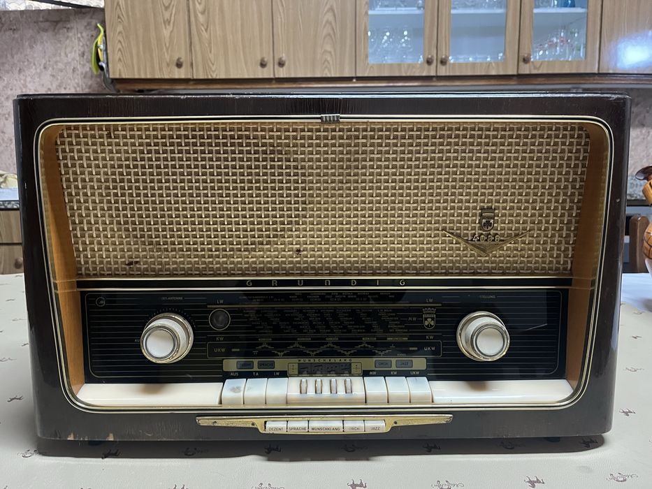 Rádio Grundig 4038