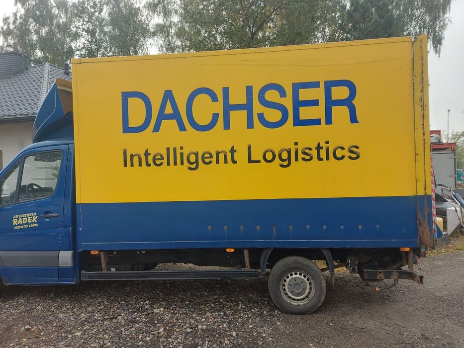 Zabudowa kontener magazyn garaż winda