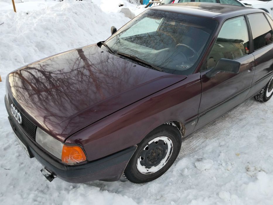 Автомобіль легковий