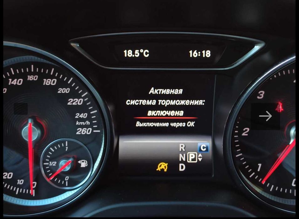 Mercedes-Benz GLA200d, 2019 рік