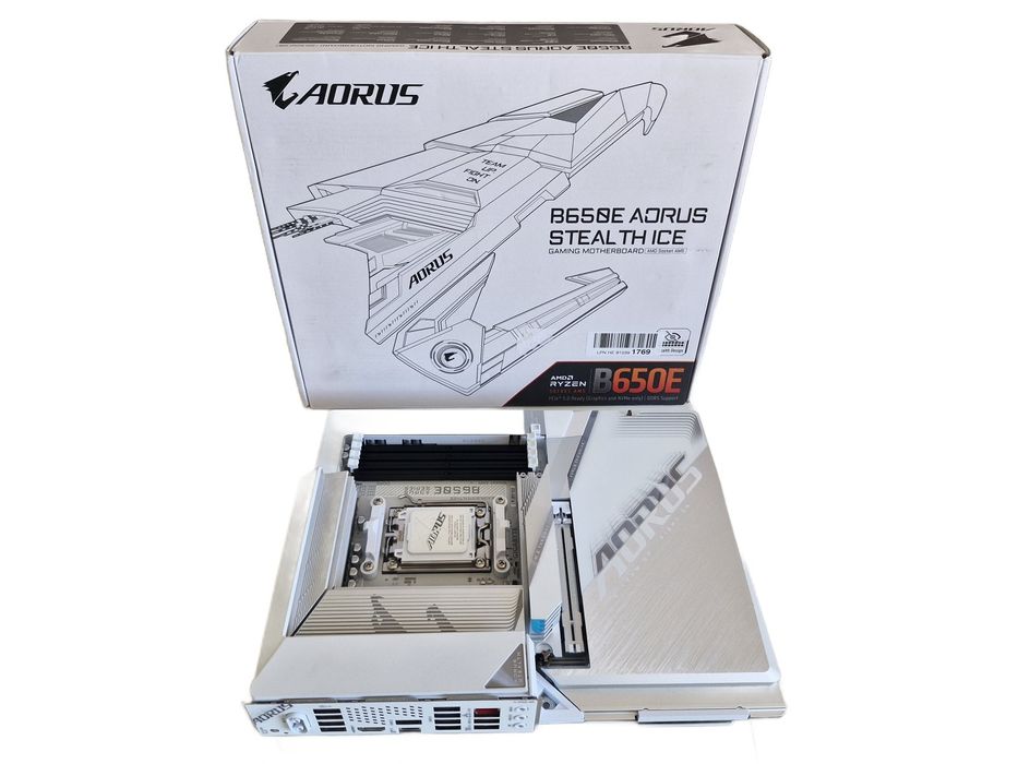 Gigabyte B650E Aorus Stealth Ice Socket Am5 Ddr5 Płyta Główna