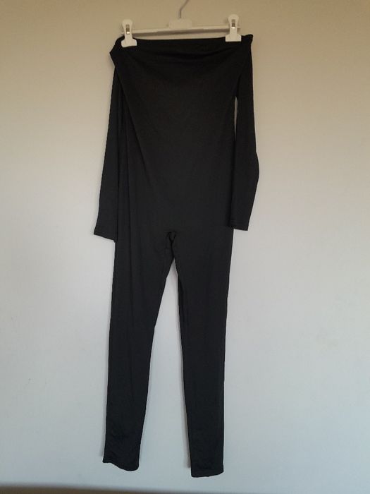 Czarny dopasowany kombinezon S 36 obcisły odkryte ramiona