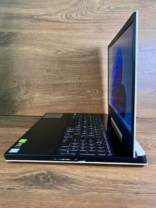 Dell G5 5590\ RTX 2060 6 GB\ i7-8750H\16 GB DDR4\SSD: 128 GB NVMe\HDD: 1 TB