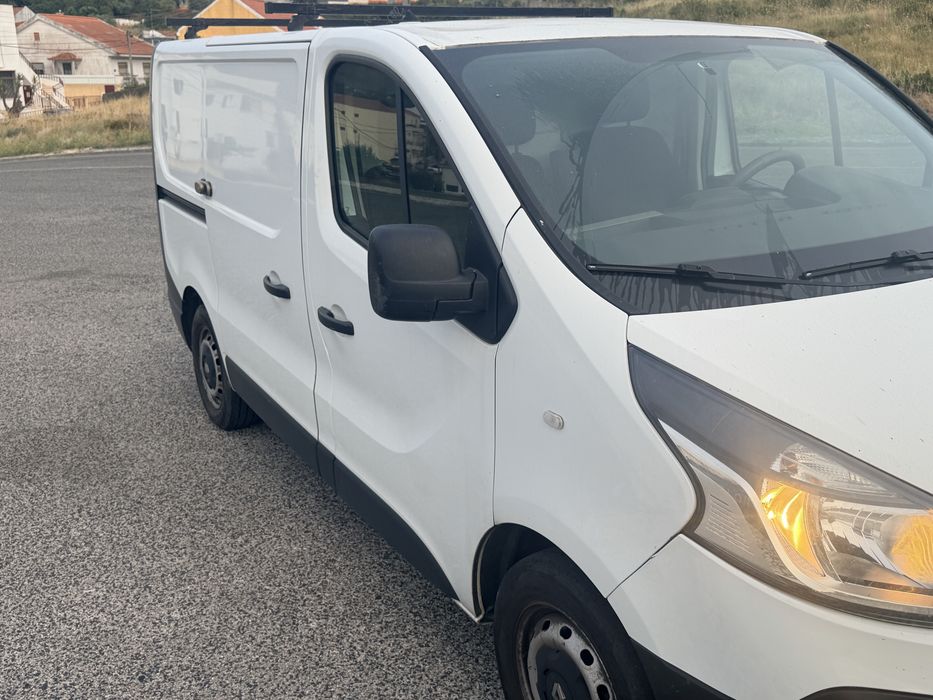 Rensult trafic 1.6 dci