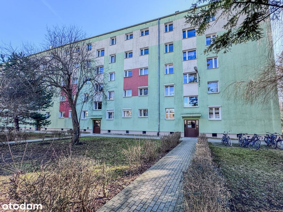 Sołacz/2 pokoje/ balkon/cegła