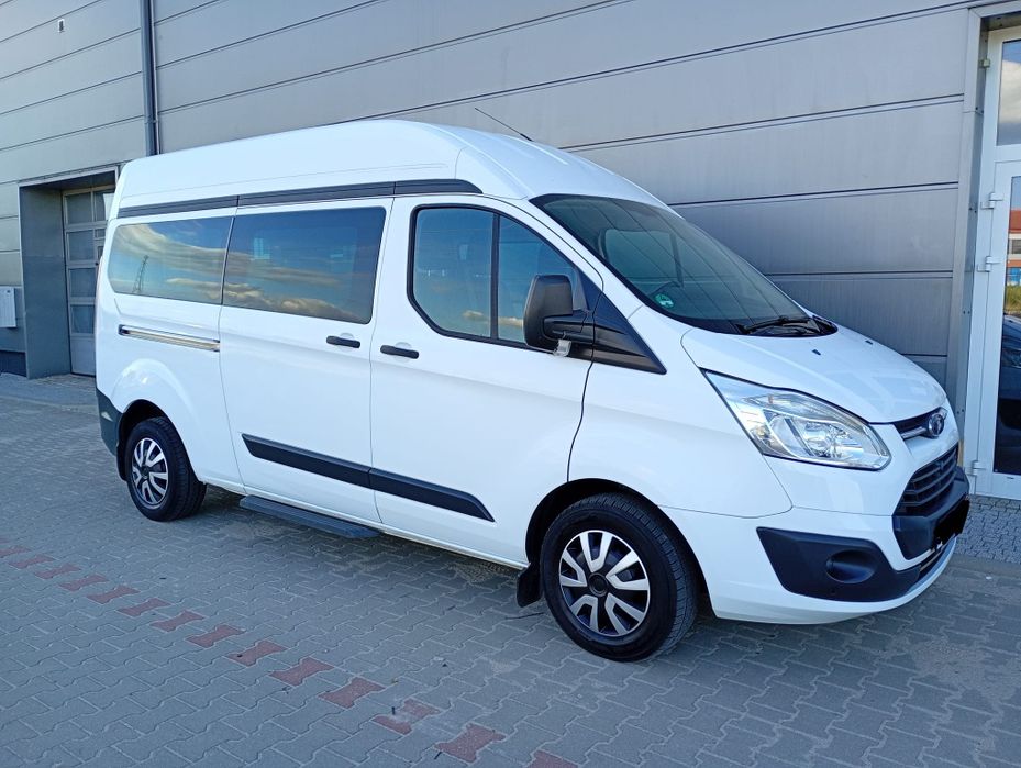 Ford transit custom L2H2 9 osób osobowy