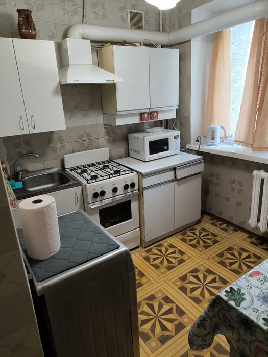 Посуточно двушка, эконом на Осипенко