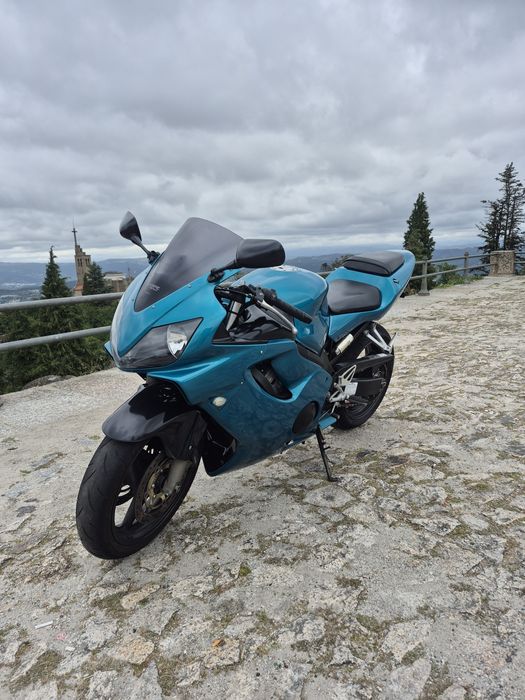 Honda cbr 600 f4i sport