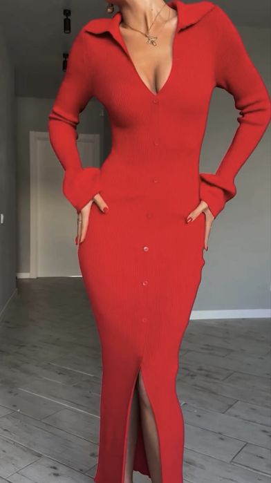 Сукня червона трикотажна довга Платье красное трикотажное с рукавами