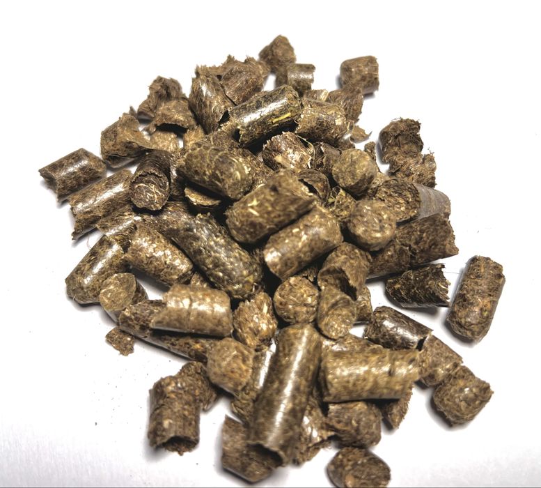 Pellet ze slomy