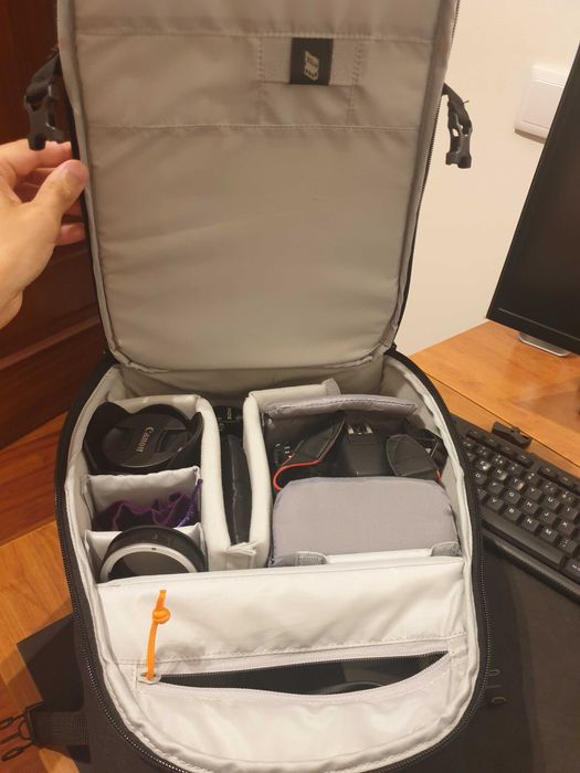 Máquina fotográfica Canon 750d