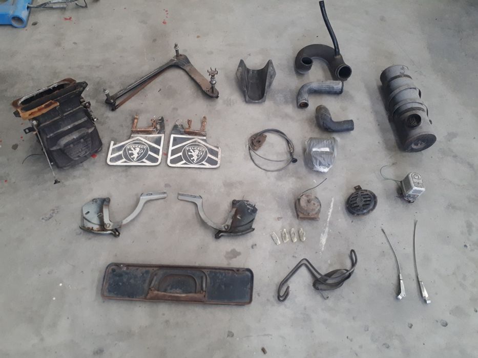 Lote de Peças Peugeot 404