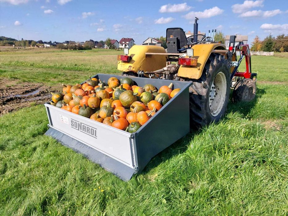 Osprzęt do ciągnika  ! Skrzynia transportowa balast przeciwaga !