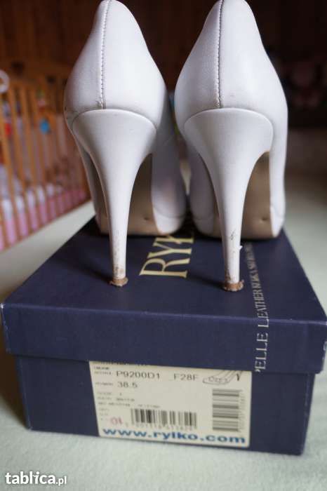 Buty ślubne RYŁKO skórzane białe o rozm. 38,5