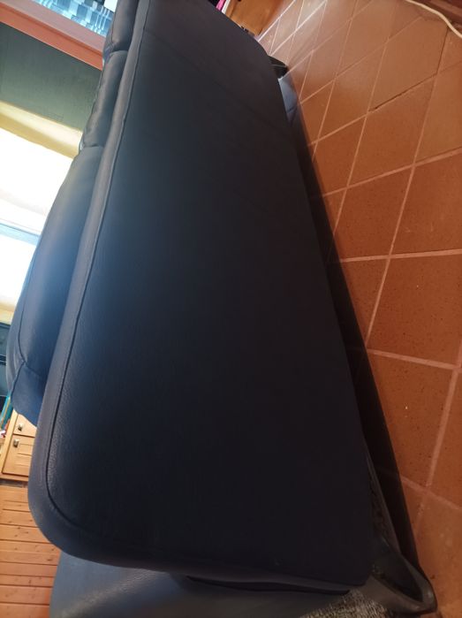 Sofá 3 lugares azul petróleo