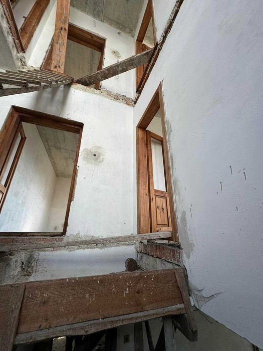 Будинок та земельна ділянка 7,8 сот., м. Жовква