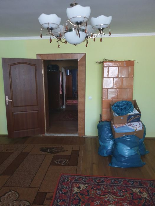 Продаж Дерцен ХОРОШИЙ Будинок