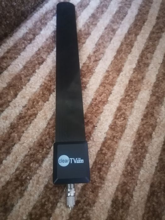 Антена т2 с штекерками переходниками