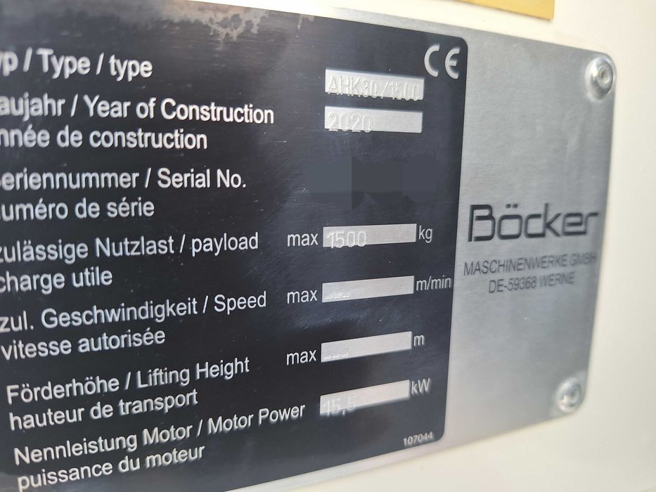 Dźwig dekarski, ciesielski BOCKER AHK30/1500