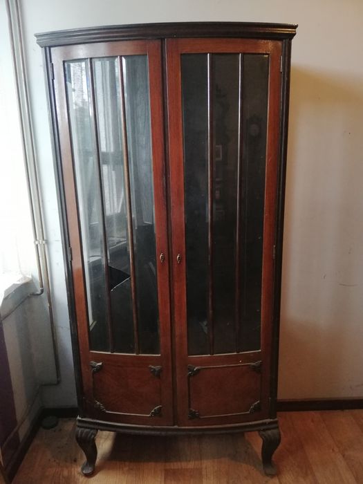 Szafa, witryna stara.