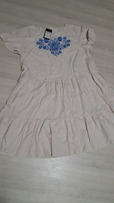 Плаття машинна вишивка