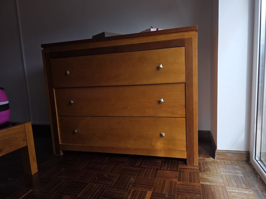 Quarto de casal completo + colchão Dreamwater com massagem e magnetoterapia — 500 €