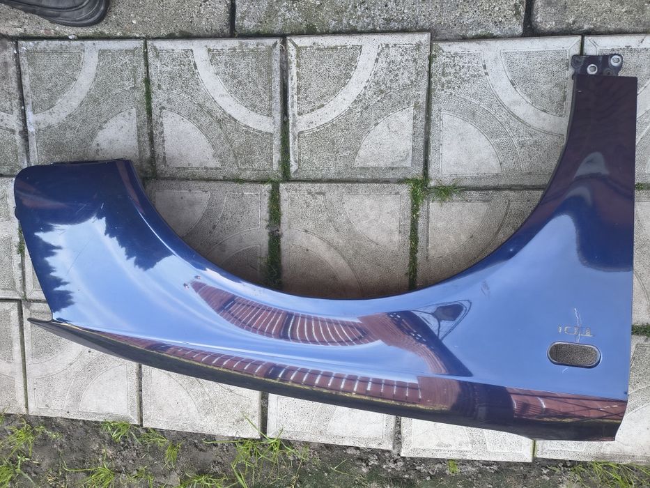 Błotnik prawy seat exeo oraz lampa przód