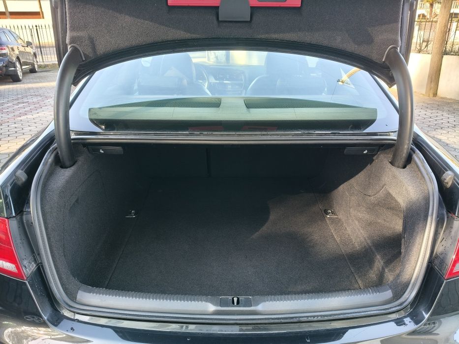 Audi A5 Coupe 2.0TDi S-line 177cv