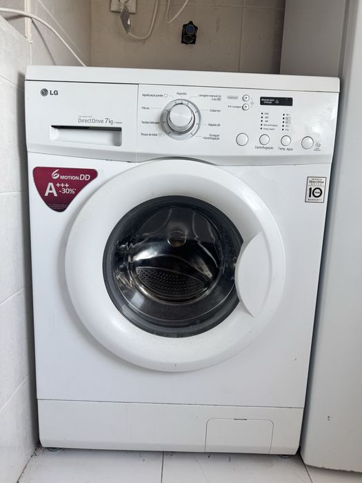 Máquina de Lavar Roupa LG (7 kg)