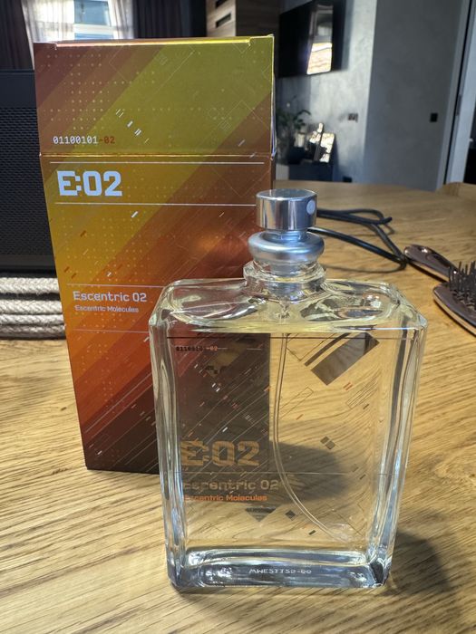 Продам туалетну воду escentric molecules 02 e:02