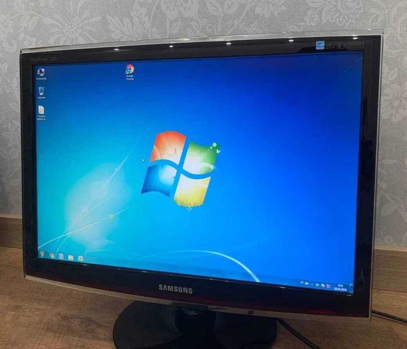 Монитор 22" Samsung T220 (1680х1050) + шнуры