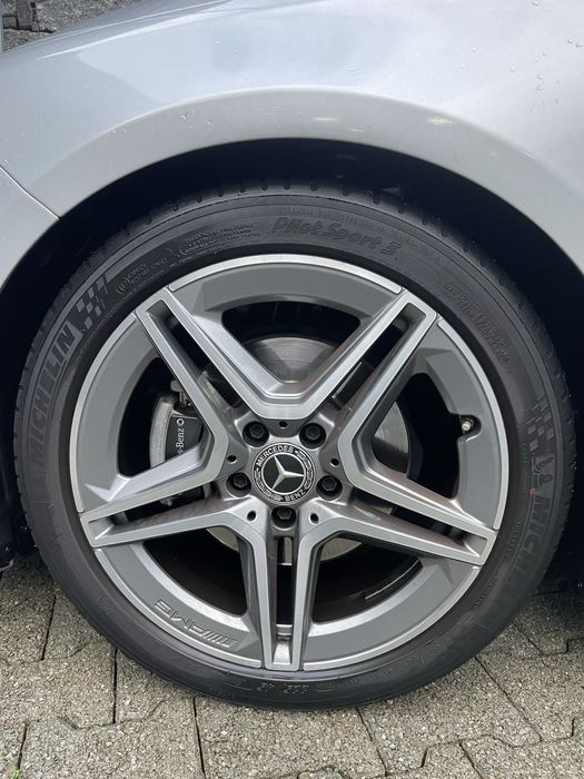 Mercedes-Benz A180d AMG line Aut. 61000 kms